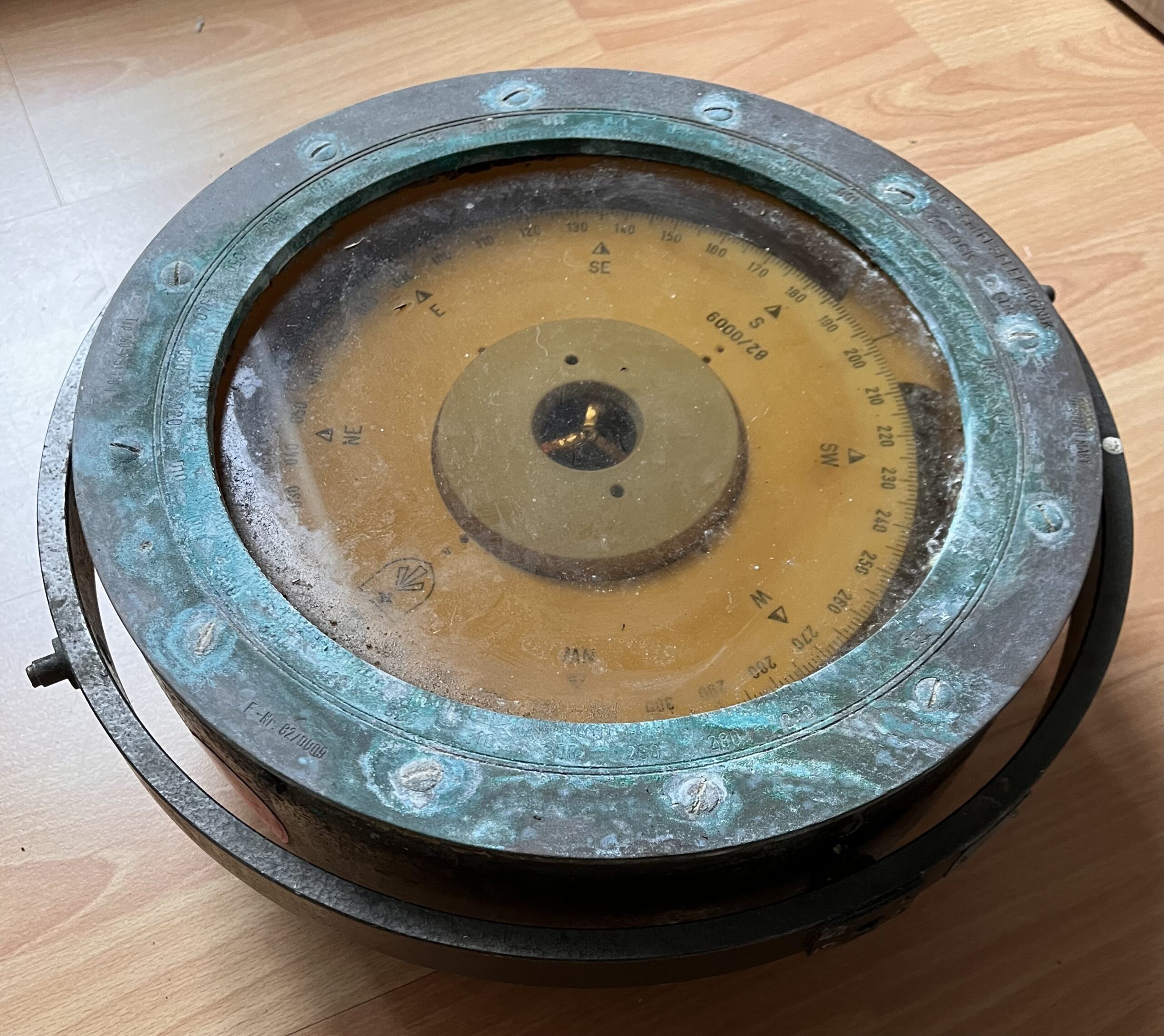 Kompass mit Patina